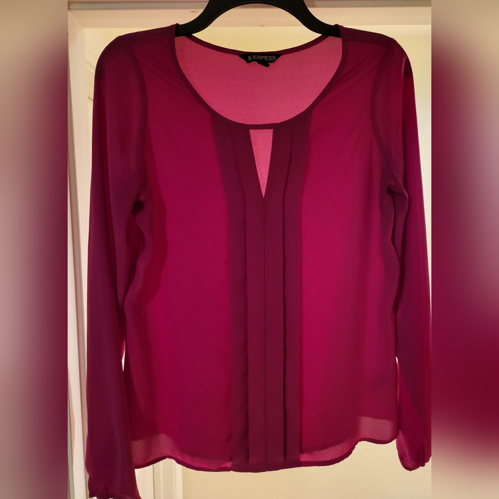 Ann Taylor long sleeve magenta blouse